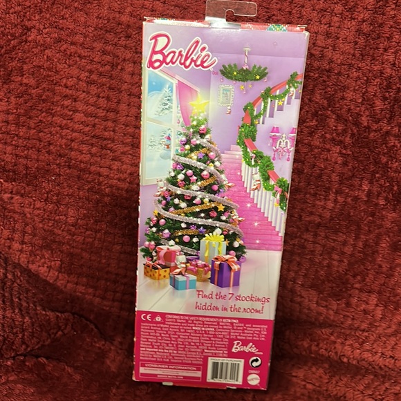 Barbie Holiday Surprise 2015. Nice Christmas Gift, Never Taken Out Of Box. NWOT - Picture 5 of 12